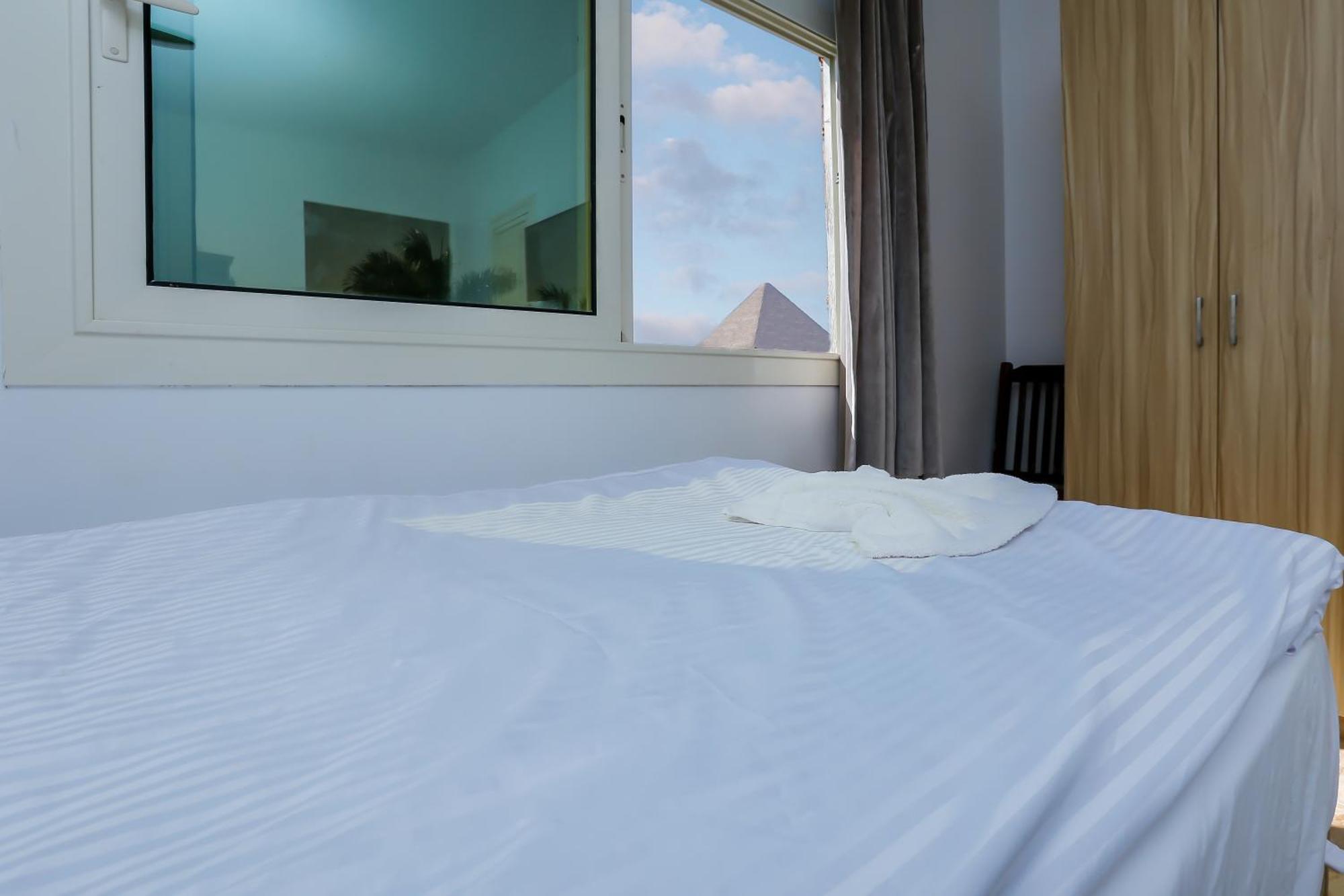 Pyramids Express View Hotel Kafret el-Gabal Dış mekan fotoğraf