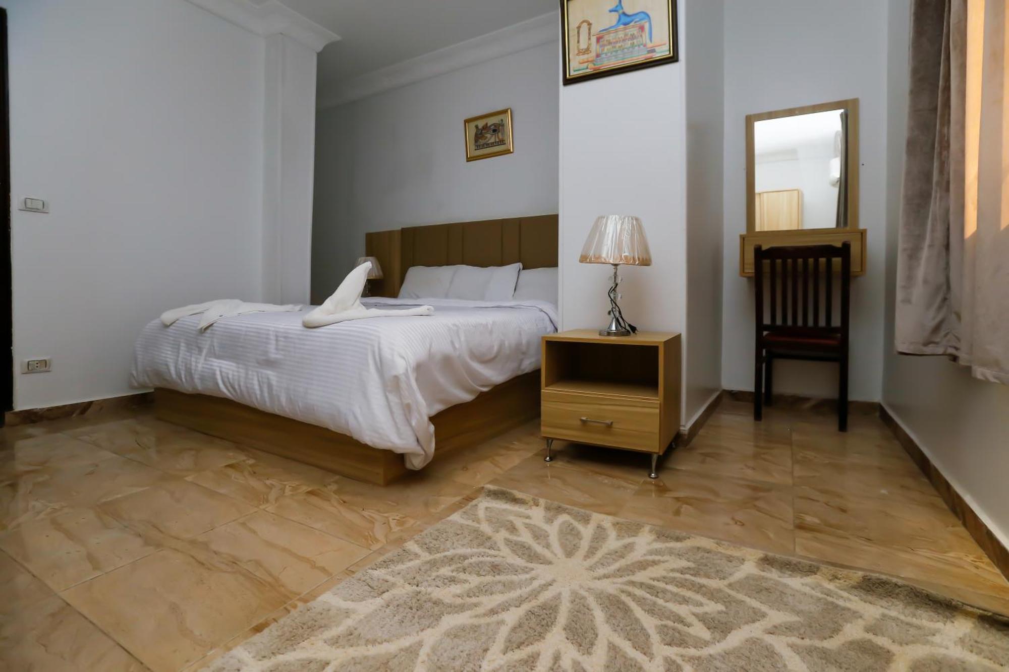 Pyramids Express View Hotel Kafret el-Gabal Dış mekan fotoğraf