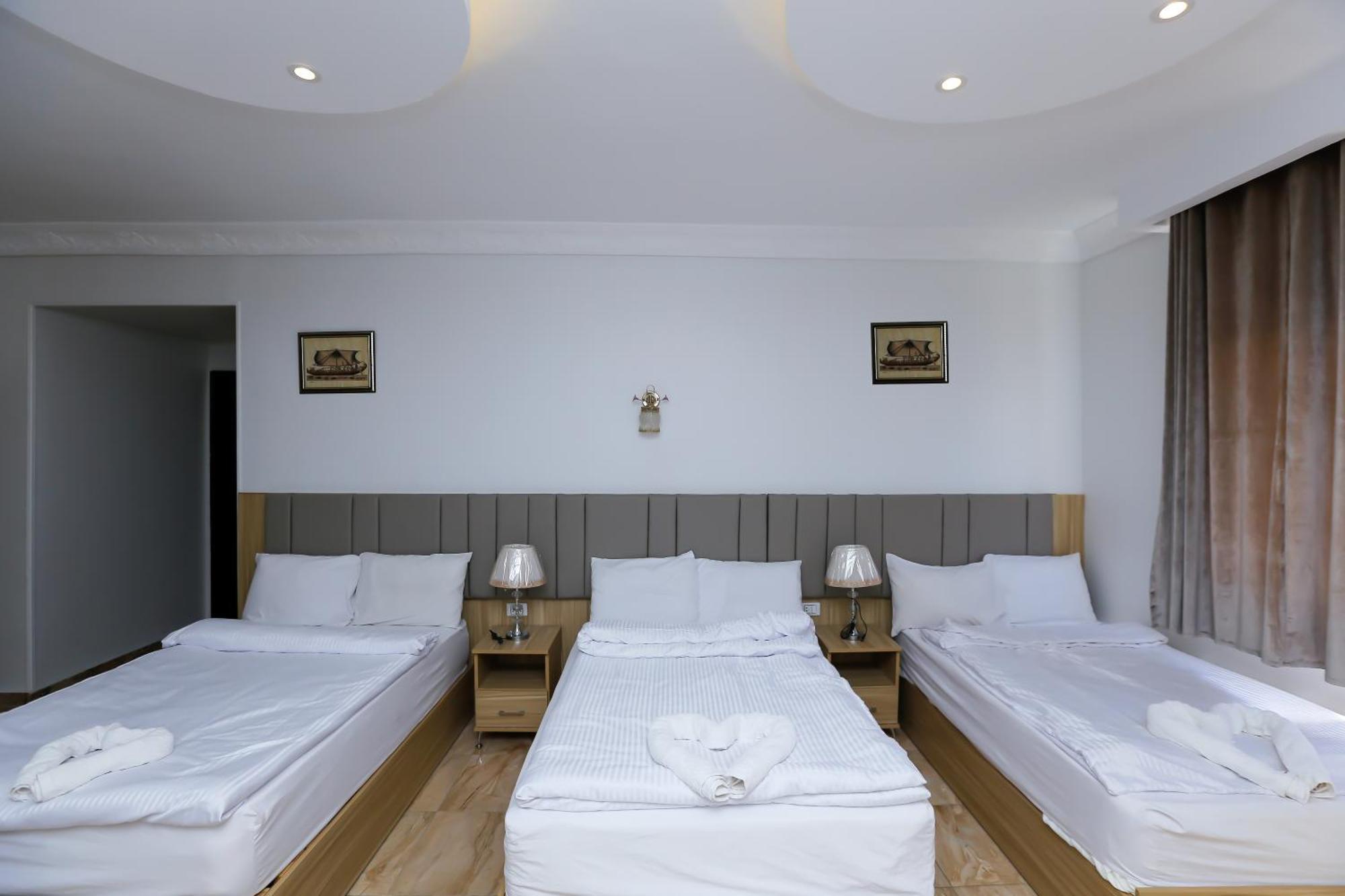 Pyramids Express View Hotel Kafret el-Gabal Dış mekan fotoğraf