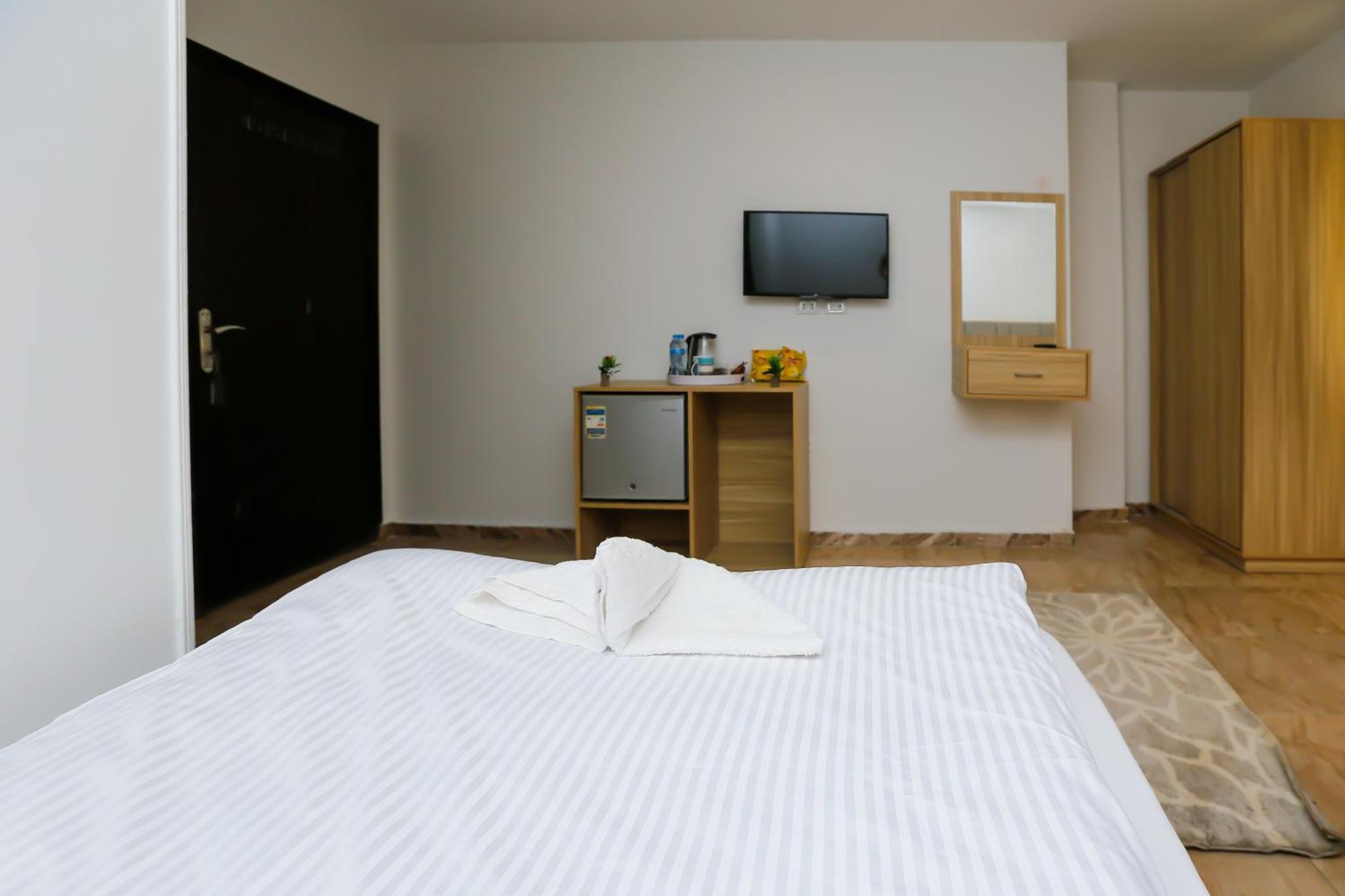 Pyramids Express View Hotel Kafret el-Gabal Dış mekan fotoğraf